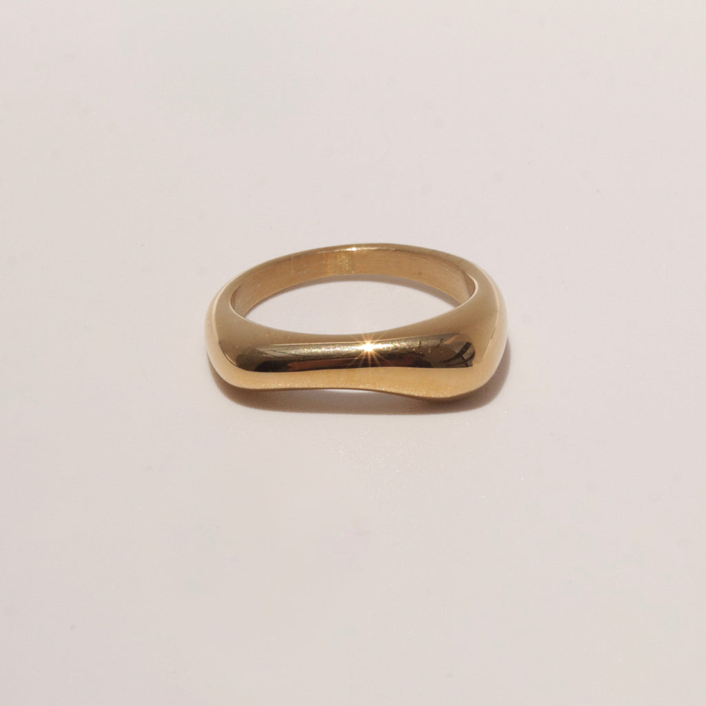 GOLDEN SQUARE CUT