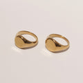 OVAL SIGNET RING