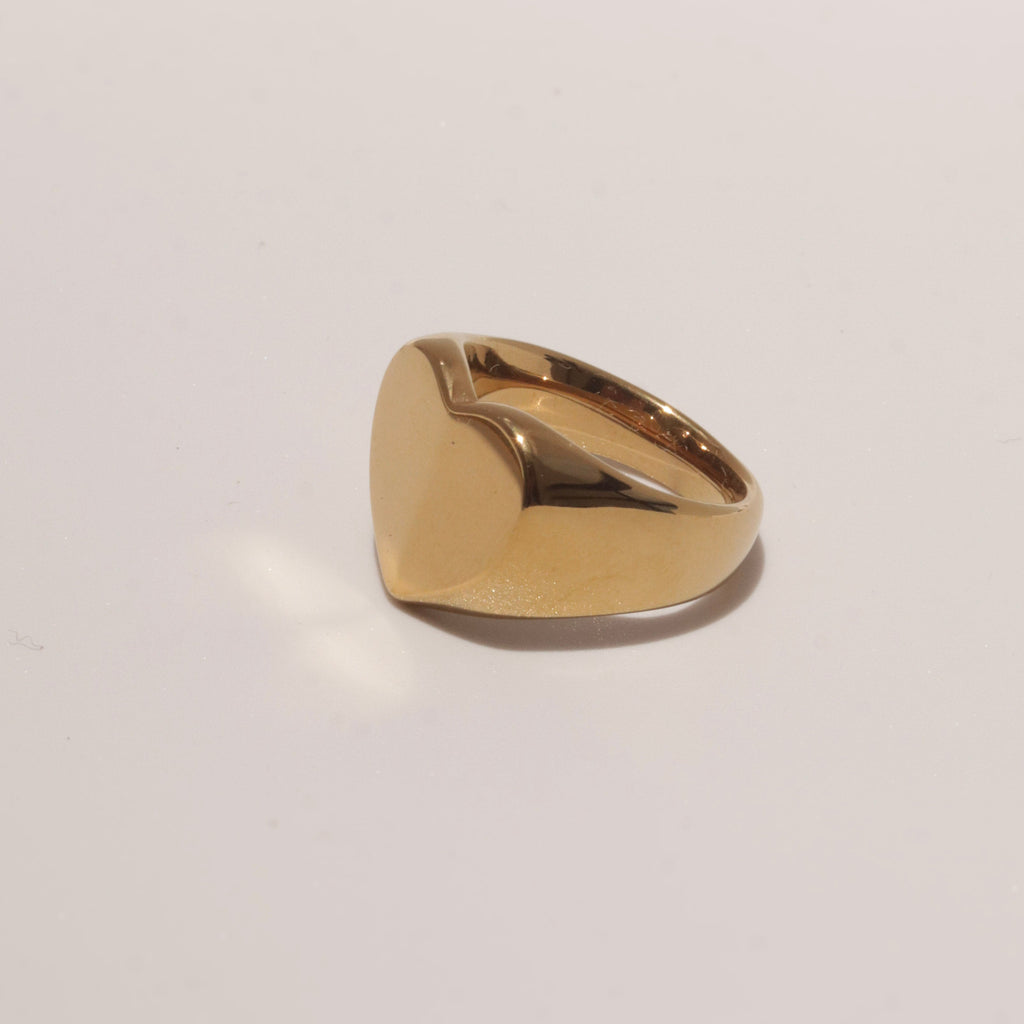 HEART SIGNET RING