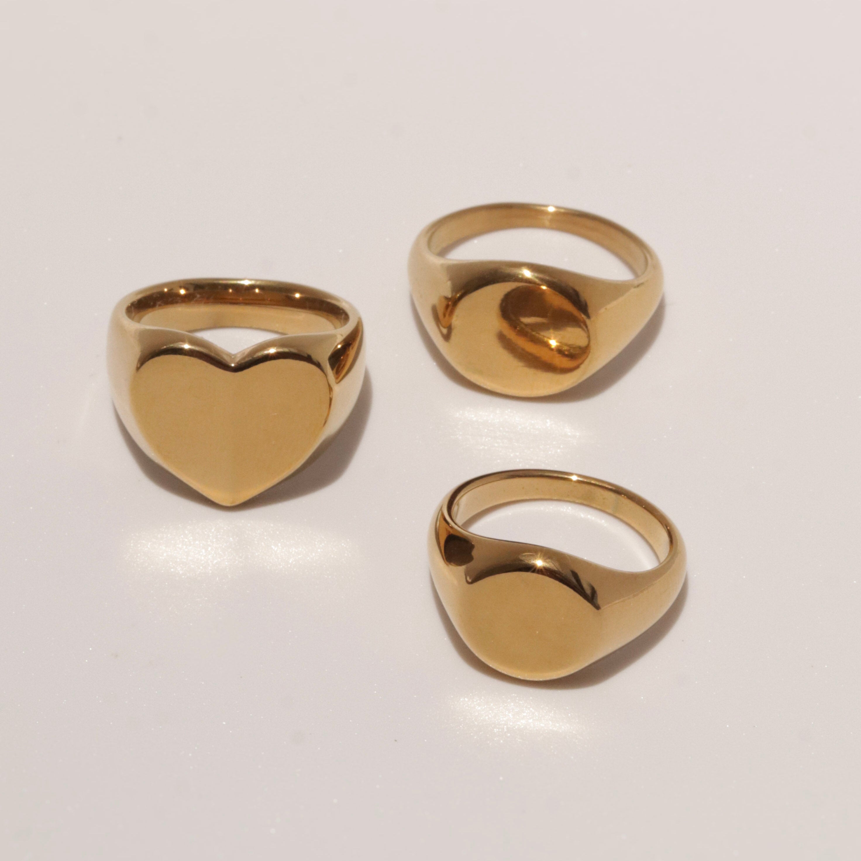 HEART SIGNET RING